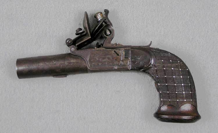 French Flintlock Muff Pistol engraved